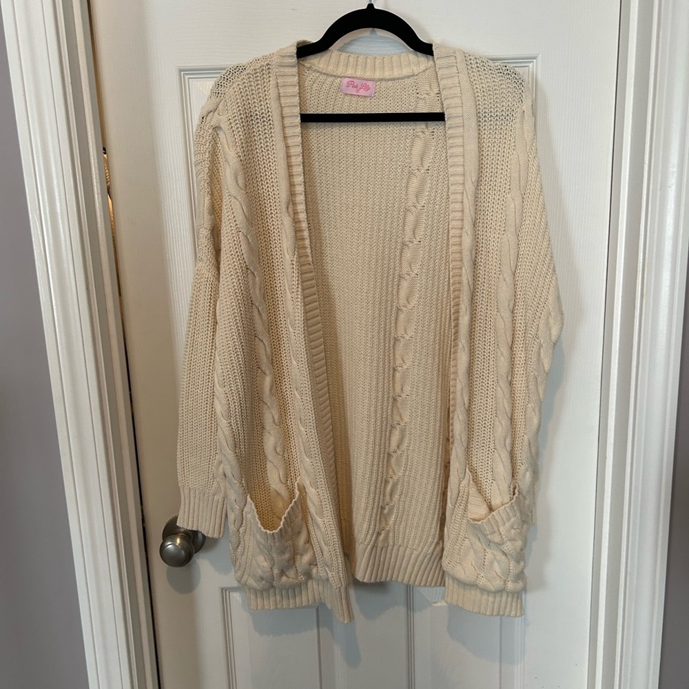 Cardigan sweater